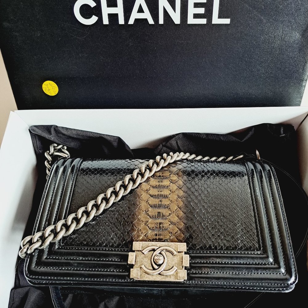 Chanel Black Python Medium Boy Flap Bag - Picture 16 of 16
